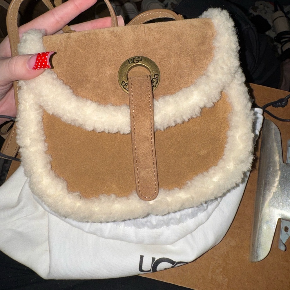 UGG Heritage Crossbody Bag